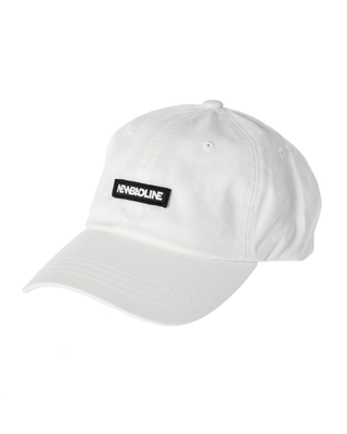 CZAPKA Z DASZKIEM BASIC WHITE